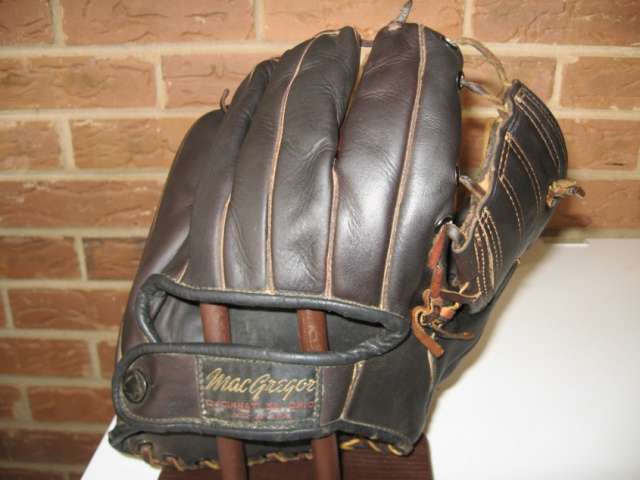Bobby Doerr MacGregor G111 Back